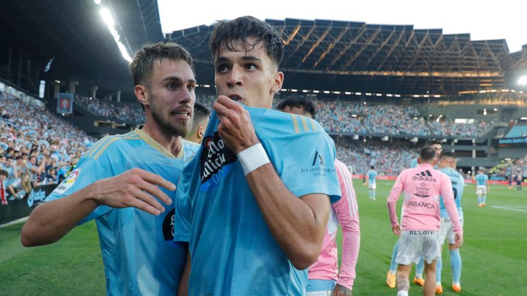 Top 5 tiền vệ c&oacute; khả năng cập bến Liverpool: Bom tấn 90 củ - Ảnh 4