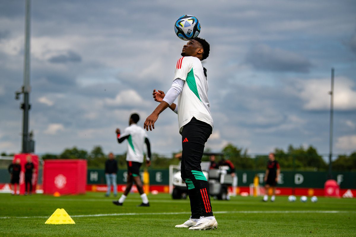 Tin M.U tối 10/7: Phương &aacute;n B cho Hojlund; L&agrave;m mọi c&aacute;ch b&aacute;n Maguire - Ảnh 2