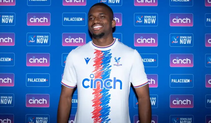 Nhắm m&aacute;y qu&eacute;t Premier League, Liverpool nhận c&uacute; h&eacute;t 80 củ - Ảnh 2