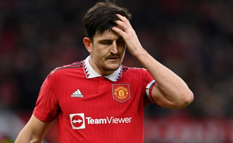 Ten Hag đ&iacute;ch th&acirc;n h&eacute; lộ l&yacute; do &ocirc;ng k&yacute; hợp đồng với Jonny Evans - Ảnh 3