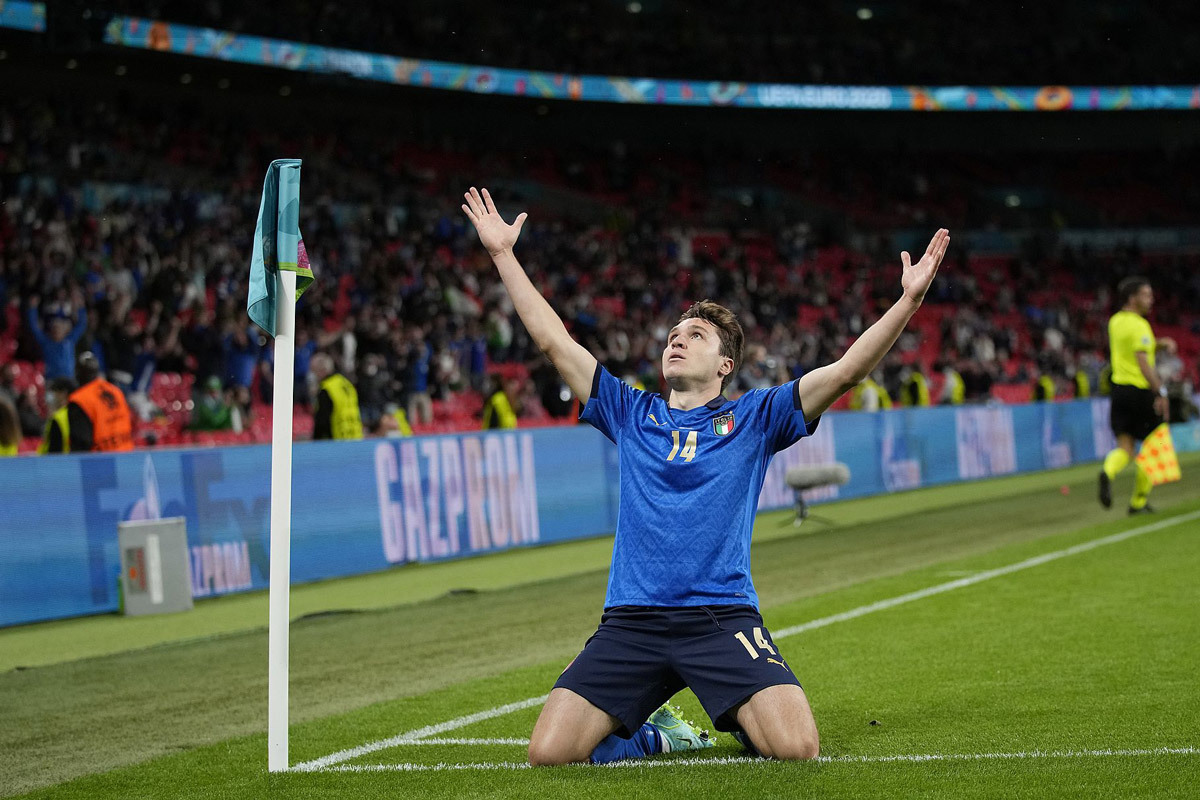 Man United v&agrave; Liverpool đấu đ&aacute; v&igrave; 