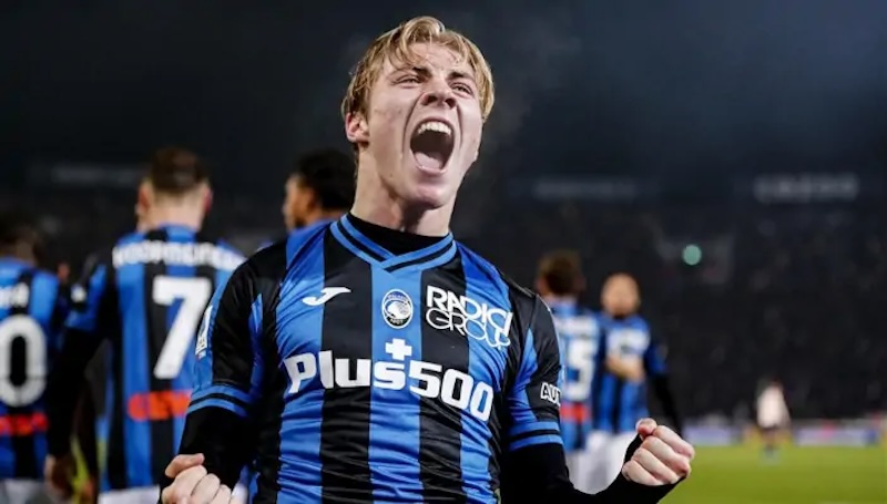 PSG nhảy v&agrave;o cuộc đua mục ti&ecirc;u số 1 của Man United - Ảnh 1