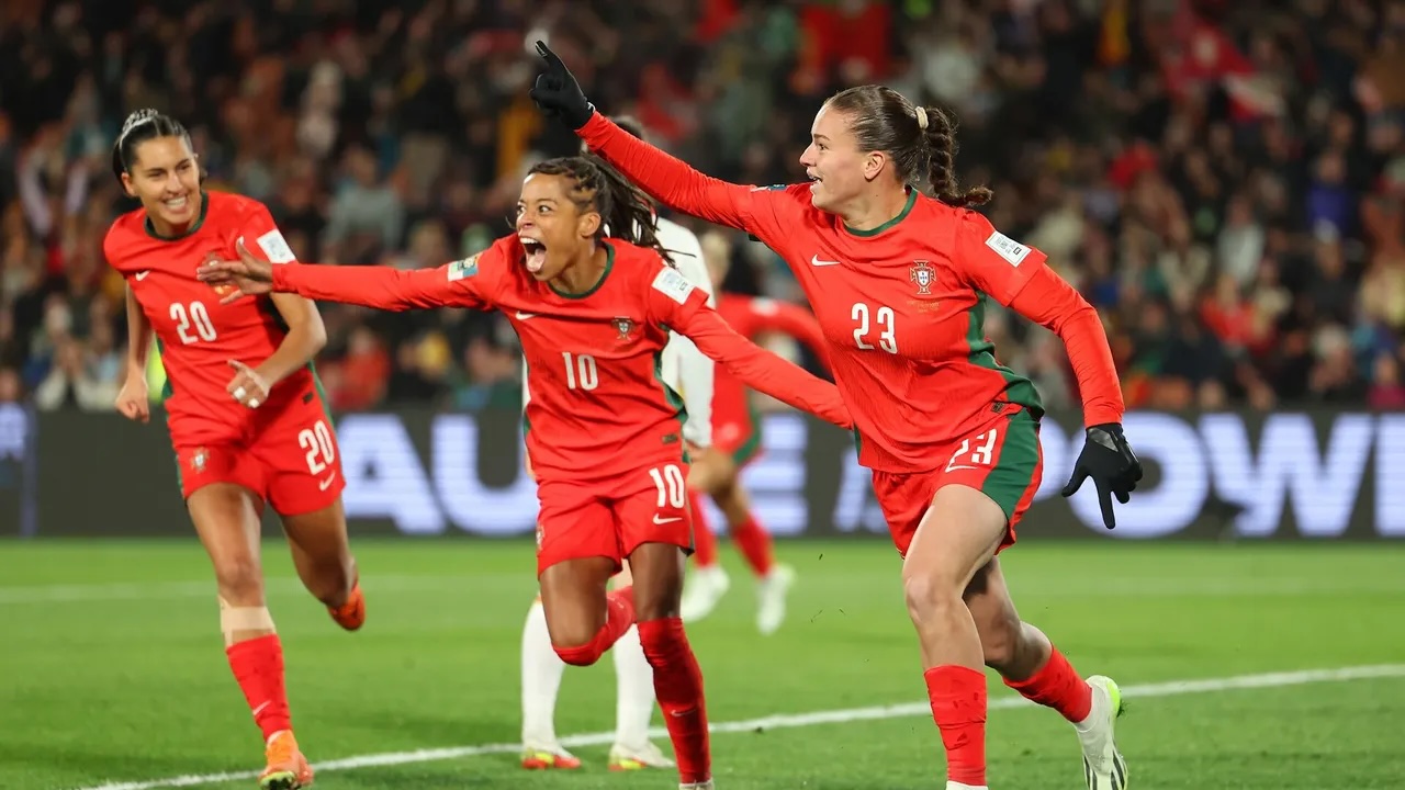 6 điều r&uacute;t ra sau trận Bồ Đ&agrave;o Nha: Kh&aacute;c biệt qu&aacute; lớn về thể chất - Ảnh 1