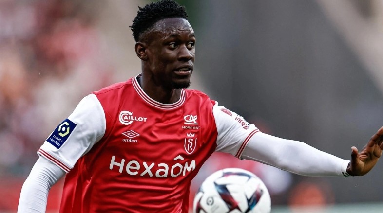 2 đại gia &Yacute; 