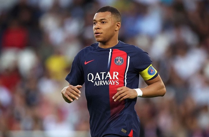 Rơi v&agrave;o đường c&ugrave;ng, PSG đồng &yacute; để Mbappe tới bến đỗ trong mơ - Ảnh 2