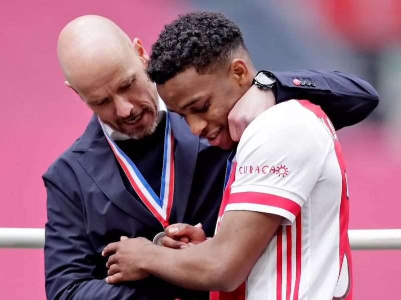 Ng&ocirc;i sao 40 củ của Arsenal bất ngờ tri &acirc;n HLV đại k&igrave;nh địch - Ảnh 2