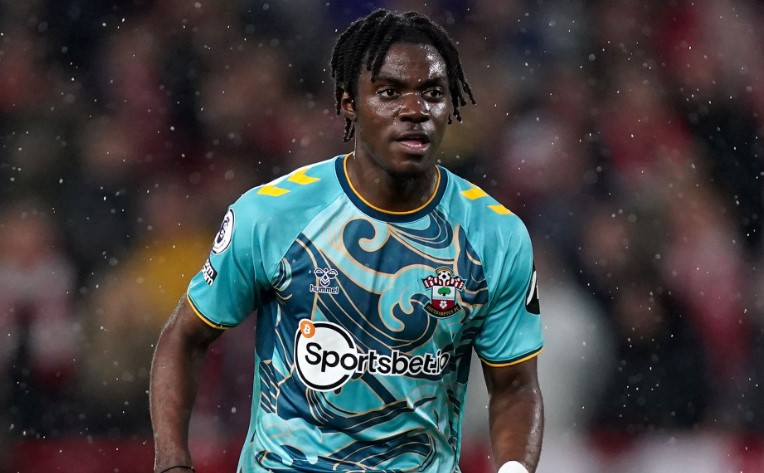 Sau Caicedo, Chelsea lại gieo sầu cho Liverpool ở chữ k&yacute; 50 củ - Ảnh 1