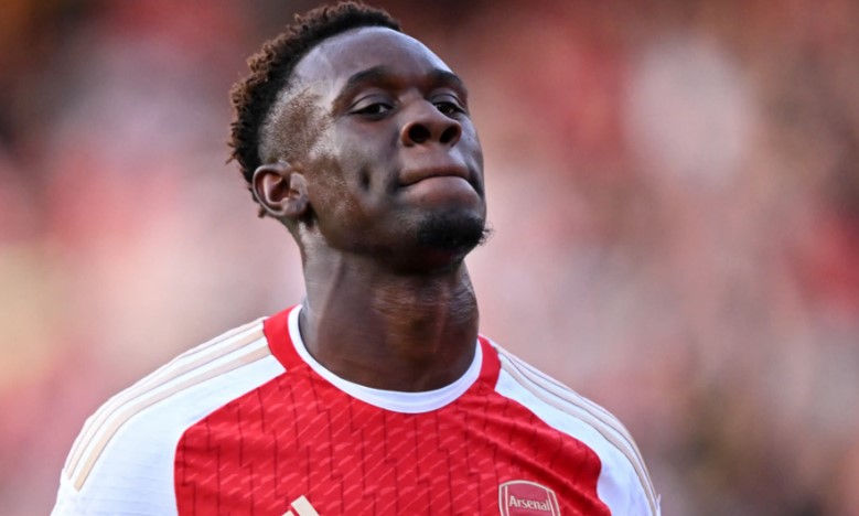 &ldquo;Cậu ấy kh&ocirc;ng ở trong kế hoạch, lối tho&aacute;t duy nhất l&agrave; rời Arsenal&rdquo; - Ảnh 1