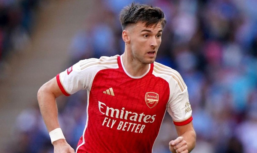 &ldquo;Arsenal bị ảo tưởng, họ kh&ocirc;ng thể b&aacute;n anh ta với gi&aacute; đ&oacute; được&rdquo; - Ảnh 1