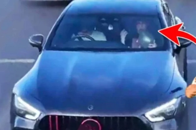 Ch&iacute;nh thức! Ten Hag &eacute;p 'quả b&oacute;ng cười' v&agrave; 'bệnh binh' rời M.U - Ảnh 2