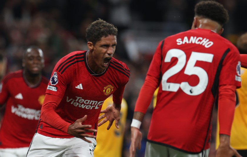 Hot! M.U chi&ecirc;u mộ 