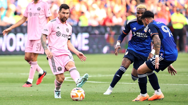 Messi x&aacute;c nhận chuyện giải nghệ khiến CĐV lo lắng - Ảnh 2