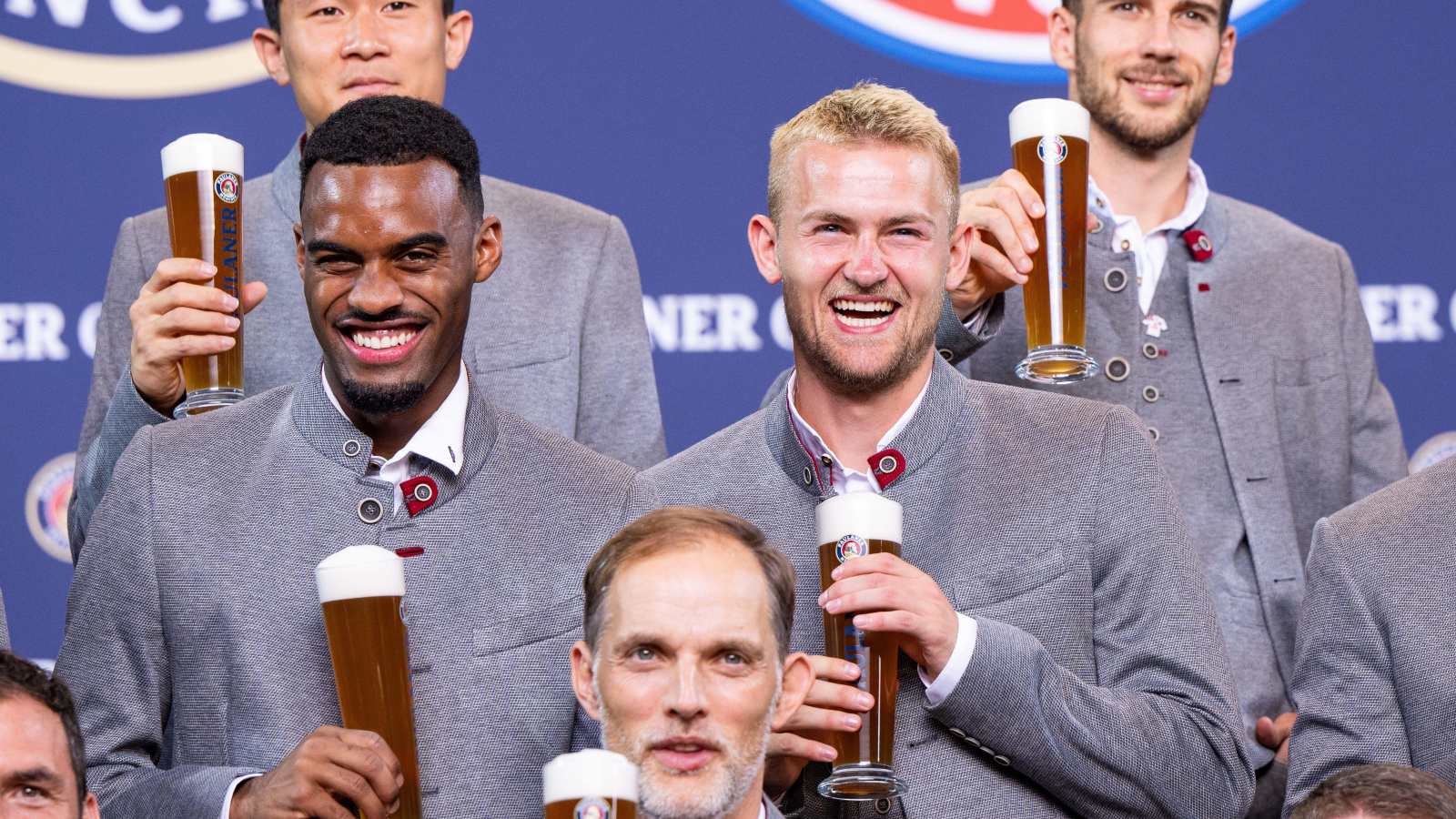 Chốt đơn! Đổi McTominay, Ten Hag c&oacute; chữ k&yacute; 