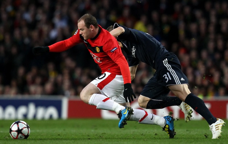 Hot! Man United c&ugrave;ng bảng với 