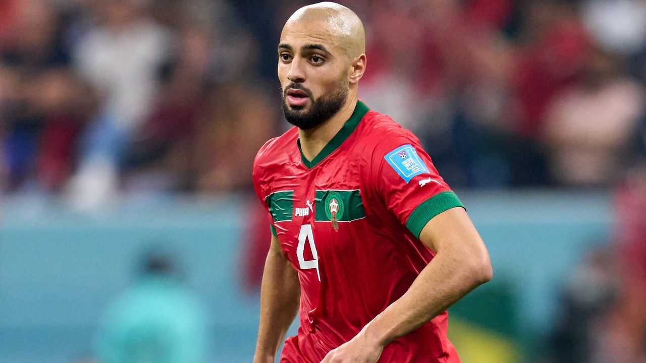 Toang! Chưa ra mắt, t&acirc;n binh h&agrave;ng đầu của M.U đ&atilde; chấn thương - Ảnh 2