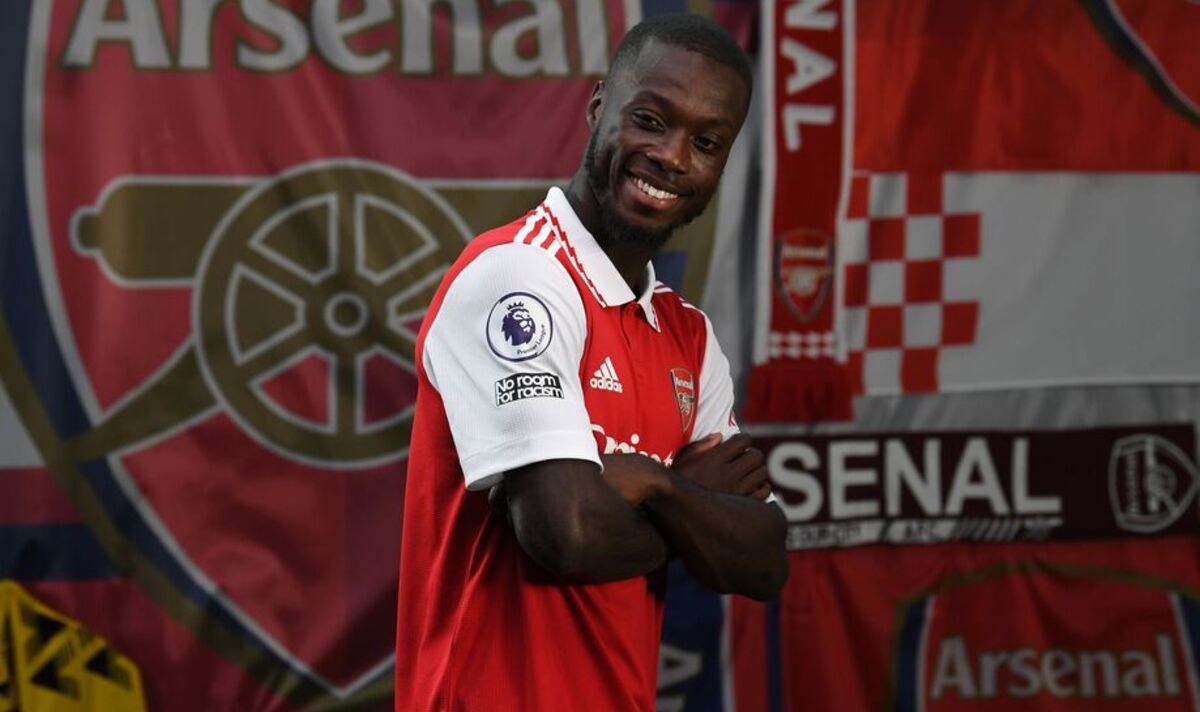 Chấp nhận lỗ 70 củ, Arsenal quyết thanh l&yacute; 