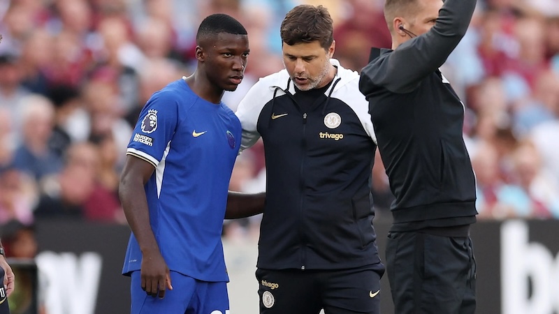 Chuy&ecirc;n gia vạch trần l&yacute; do Caicedo khởi đầu tệ hại ở Chelsea - Ảnh 2