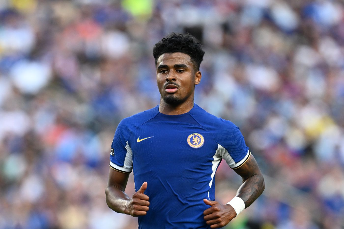 Man City 'hớt tay tr&ecirc;n' thần đồng triển vọng bậc nhất Chelsea - Ảnh 1