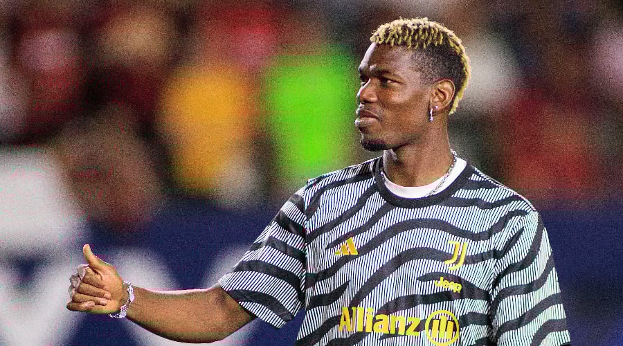 Kẻ bị fan M.U gh&eacute;t cay gh&eacute;t đắng: 