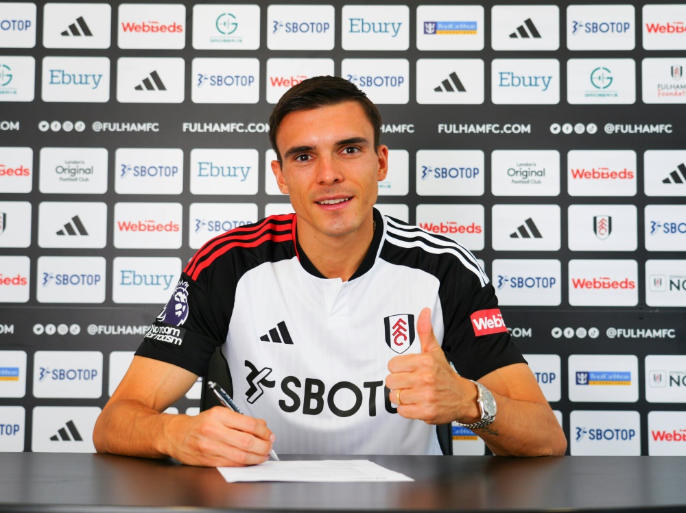 Ch&iacute;nh thức! Bayern nhận 