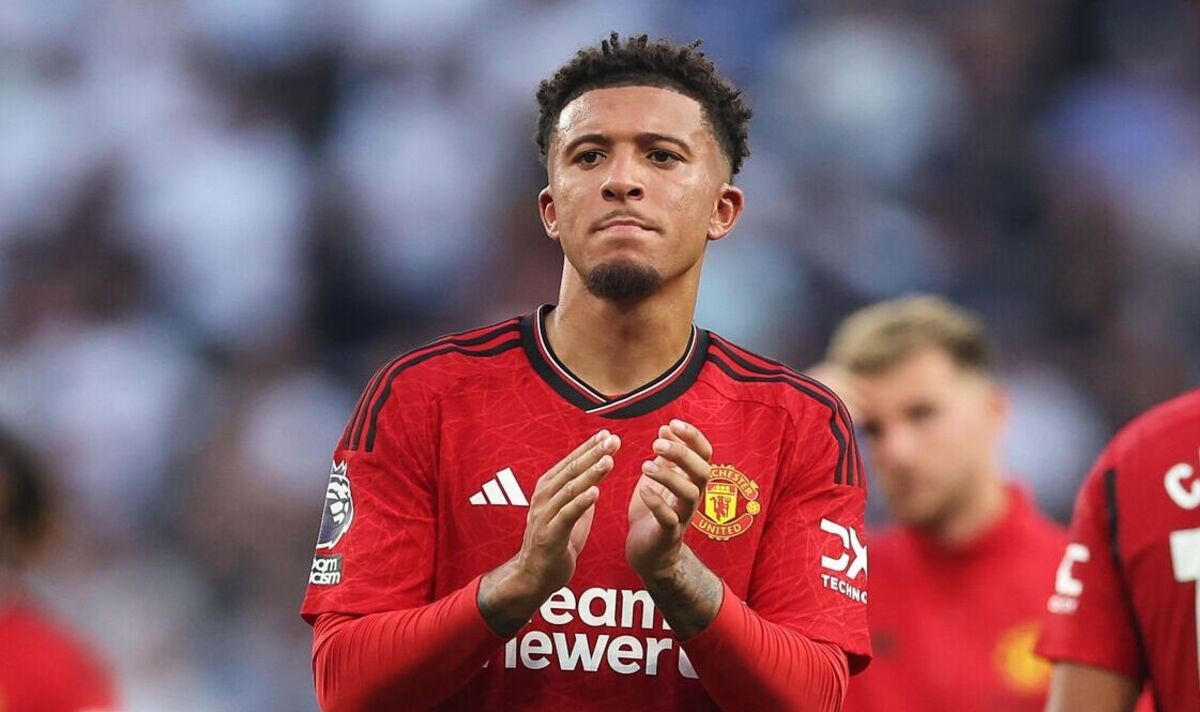 Bị Ten Hag hắt hủi, b&aacute;o thủ M.U sắp 