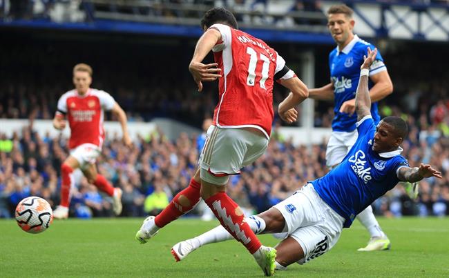 Cập nhật t&igrave;nh h&igrave;nh chấn thương của Martinelli: Nguy rồi Arteta! - Ảnh 2