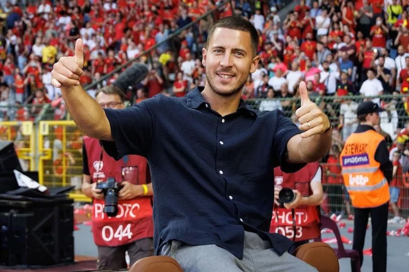 Hazard sẵn s&agrave;ng t&aacute;i xuất s&acirc;n cỏ, c&oacute; thể 