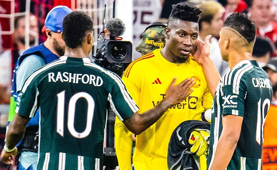 Sao M.U c&oacute; động th&aacute;i đầy 