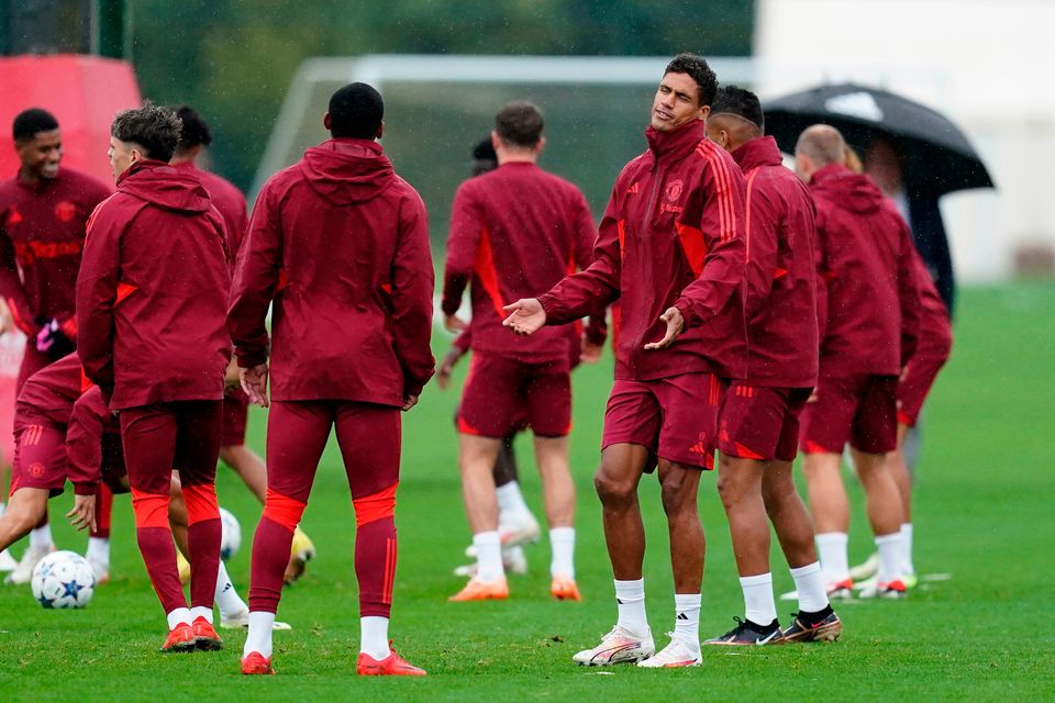 Ten Hag b&aacute;o tin cực vui, m&ugrave;a giải của M.U ch&iacute;nh thức bắt đầu - Ảnh 1