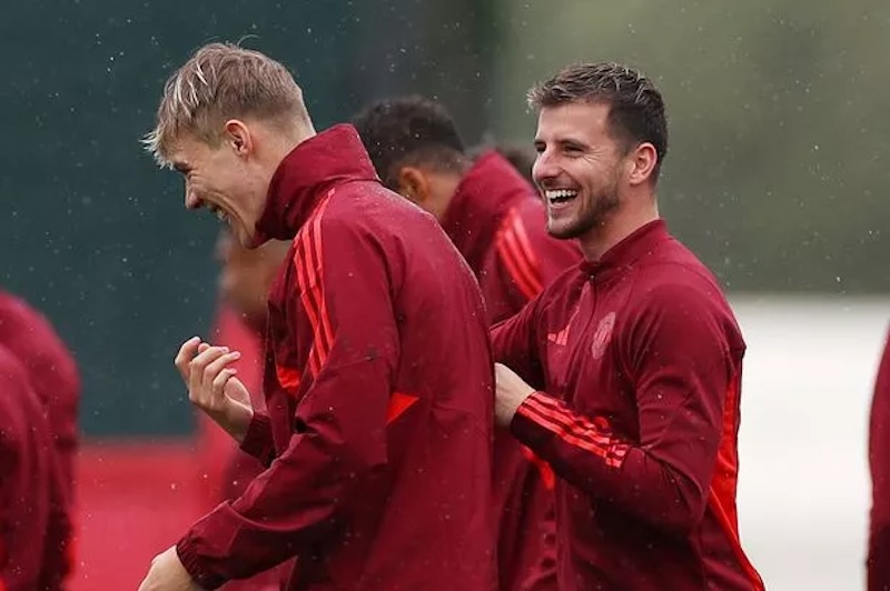 Ten Hag r&uacute;t kinh nghiệm, trao vị tr&iacute; quen thuộc cho Mason Mount - Ảnh 1