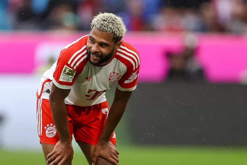 Man United chốt 50 củ đ&oacute;n 