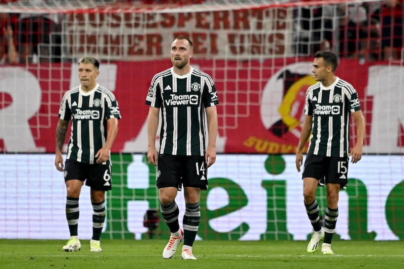 Th&ecirc;m một sao Man United d&iacute;nh chấn thương ở trận đấu với Burnley - Ảnh 3