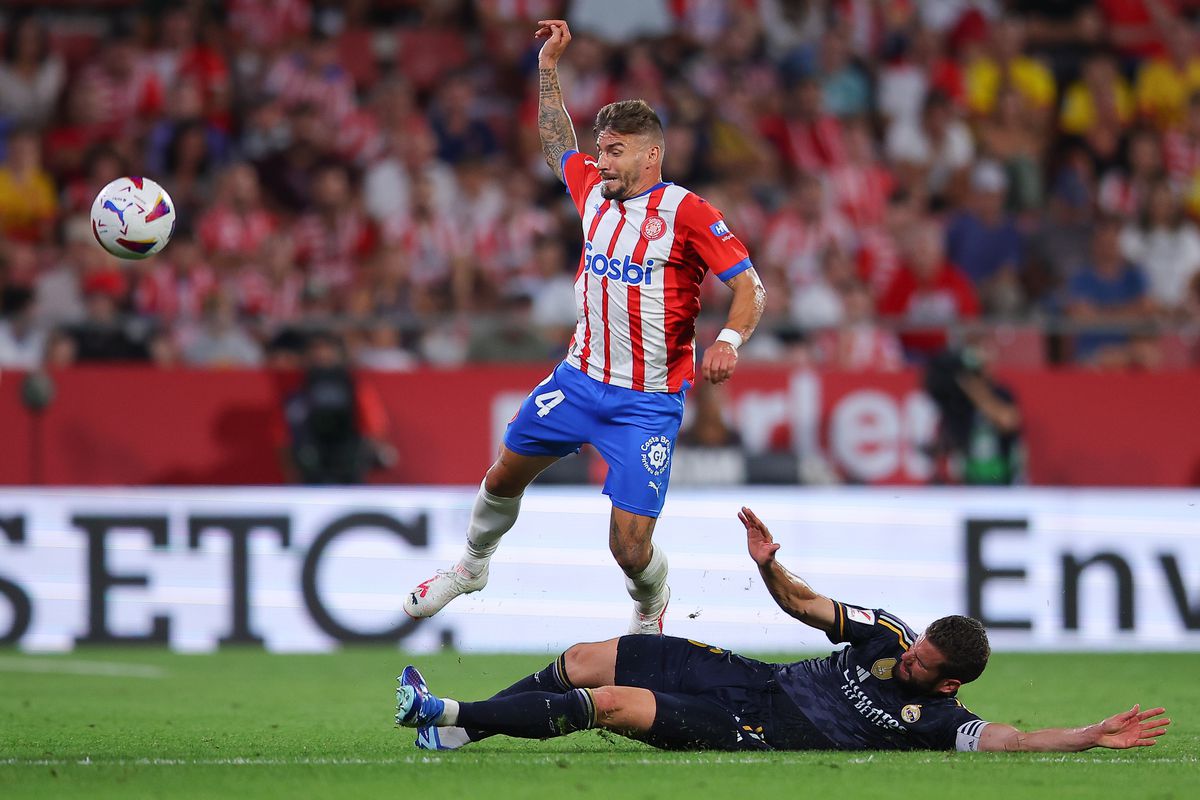 Real Madrid lại nhận 