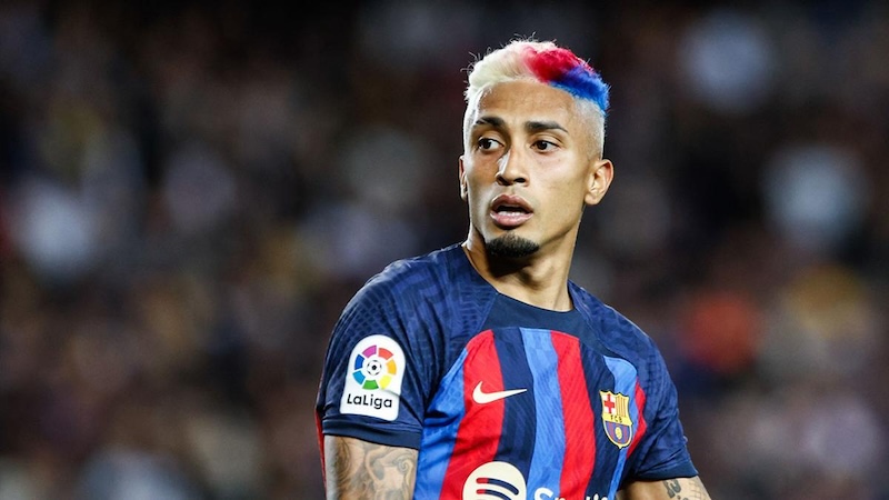 Thật như đ&ugrave;a! Mua người 2 năm, Barca vẫn 