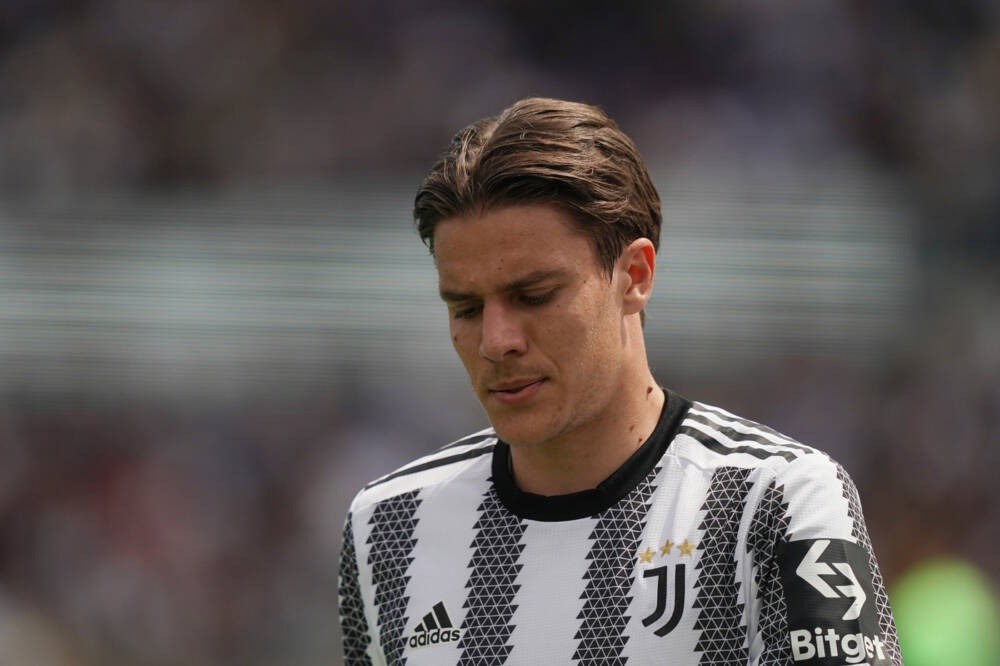 Nicolo Fagioli: &ldquo;Tiểu Pirlo&rdquo; ph&aacute; hủy sự nghiệp v&igrave; m&ecirc; đỏ đen - Ảnh 1