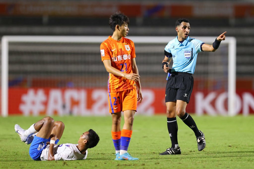 V&ograve;ng loại World Cup: Ch&acirc;n dung trọng t&agrave;i trận Việt Nam - Iraq  - Ảnh 1