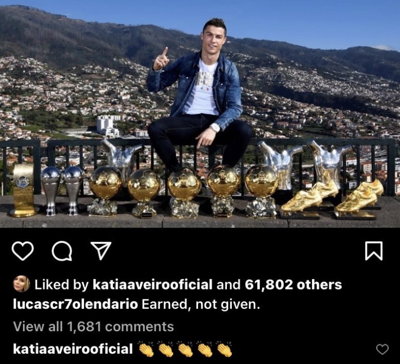 Cứ lần n&agrave;o Messi gi&agrave;nh Quả b&oacute;ng v&agrave;ng l&agrave; chị em Ronaldo lại n&aacute;o loạn MXH - Ảnh 1