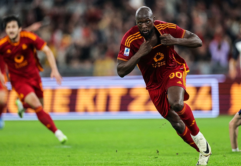 Lukaku bật khóc sau khi tạo nên màn lội ngược dòng không tưởng cho Roma - Ảnh 1