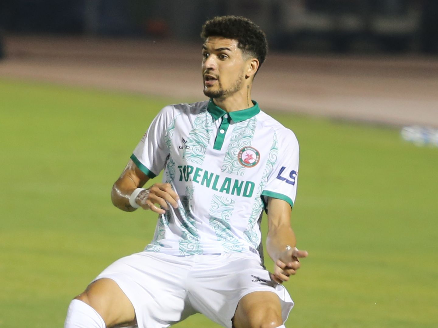 Hendrio Araujo &ndash; Tiền vệ h&agrave;o hoa chỉ ăn chay của Th&eacute;p Xanh Nam Định - Ảnh 4