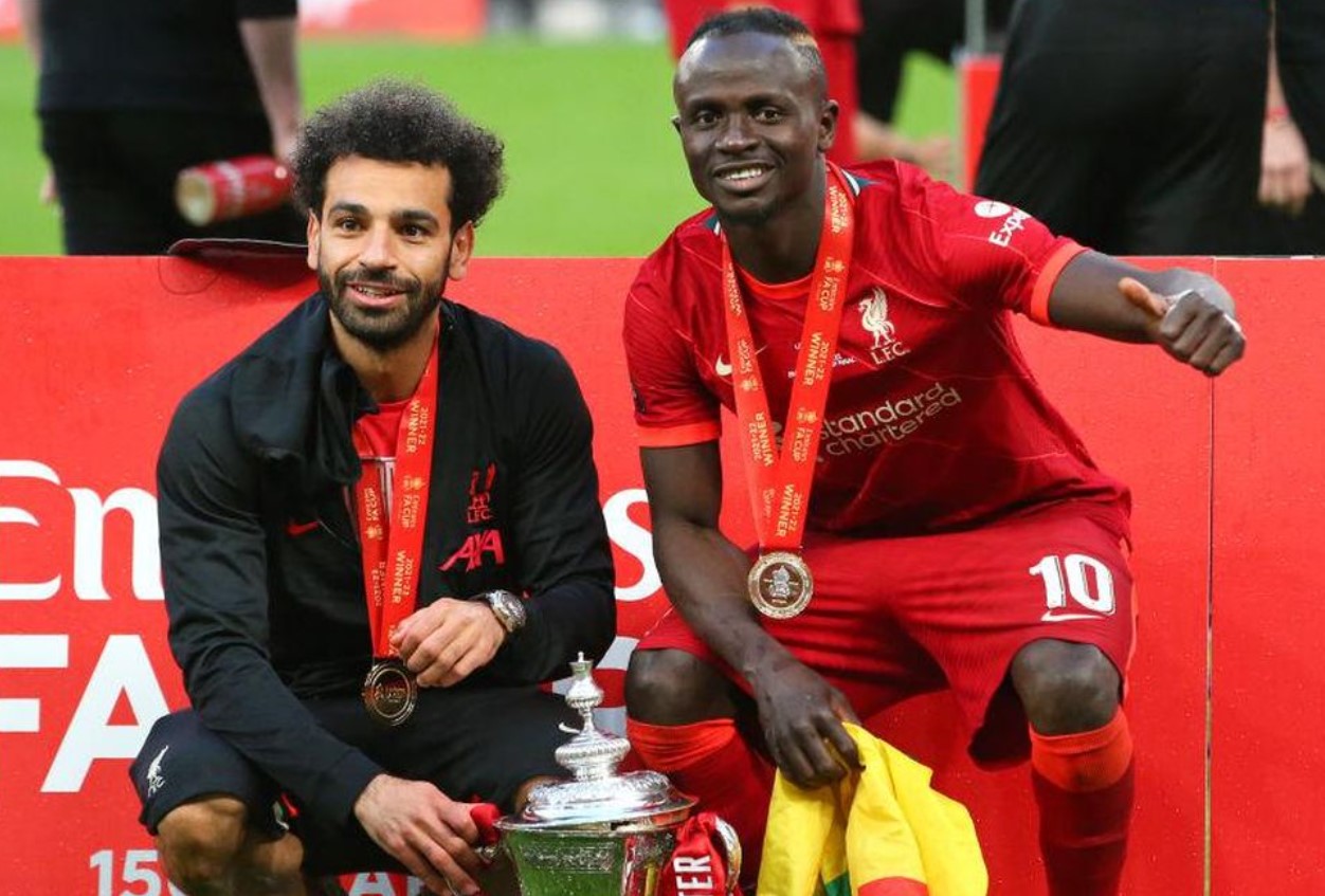 Firmino: 'Salah, Mane chưa bao giờ l&agrave; bạn th&acirc;n' - Ảnh 1