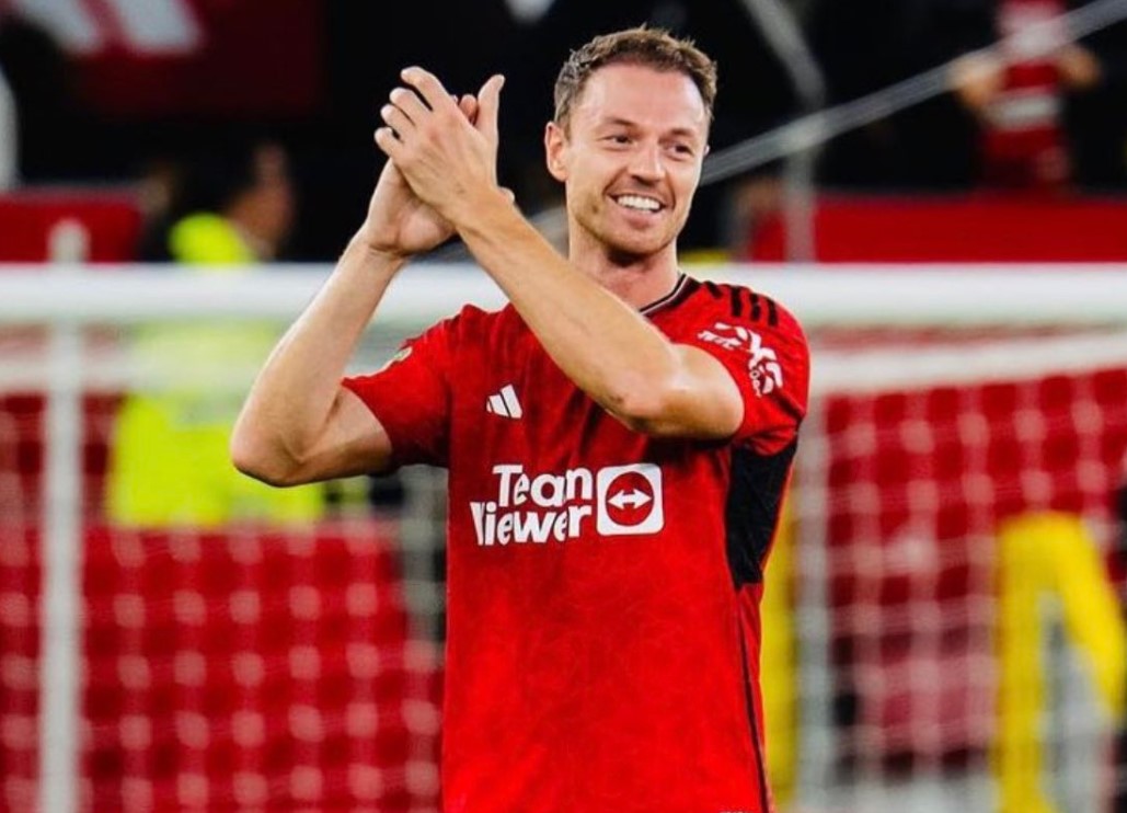 Toang: MU mất th&ecirc;m ng&ocirc;i sao v&igrave; chấn thương - Ảnh 1