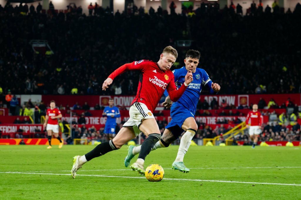 Scott McTominay bật mode &ldquo;cứu thầy&rdquo;, Man United xử đẹp Chelsea  - Ảnh 1