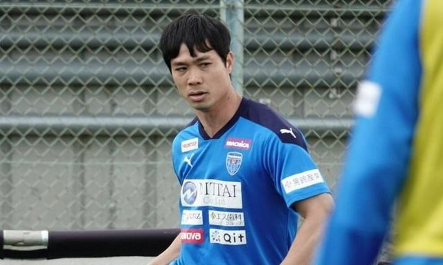 B&aacute;o Th&aacute;i Lan chế giễu C&ocirc;ng Phượng: &ldquo;Đ&aacute; hai ph&uacute;t vẫn được gia hạn hợp đồng&rdquo; - Ảnh 2