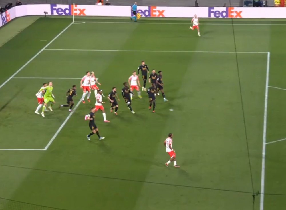 Leipzig bị từ chối b&agrave;n thắng oan uổng ở trận gặp Real Madrid? - Ảnh 1