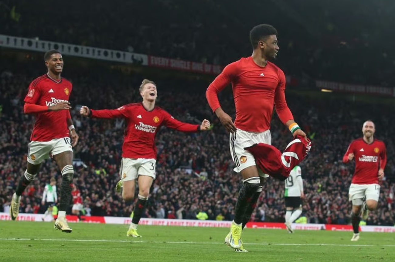 Ba quyết định đ&uacute;ng của HLV Ten Hag gi&uacute;p MU thắng Liverpool - Ảnh 2