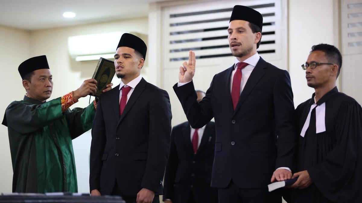 Indonesia bổ sung th&ecirc;m hai cầu thủ nhập tịch trước trận gặp ĐT Việt Nam - Ảnh 1