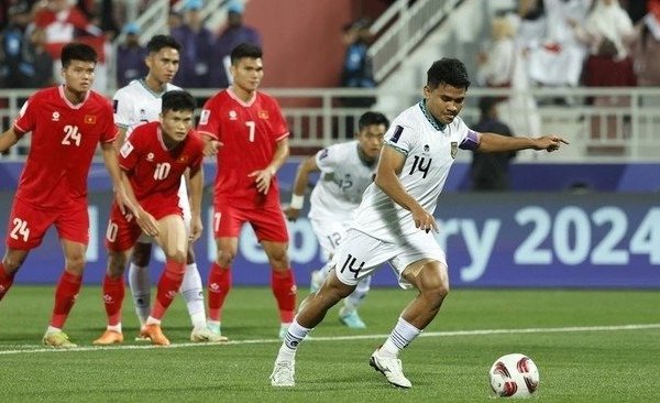 Đội trưởng Indonesia: &lsquo;Ch&uacute;ng t&ocirc;i c&oacute; đẳng cấp cao hơn đội tuyển Việt Nam&rsquo; - Ảnh 1