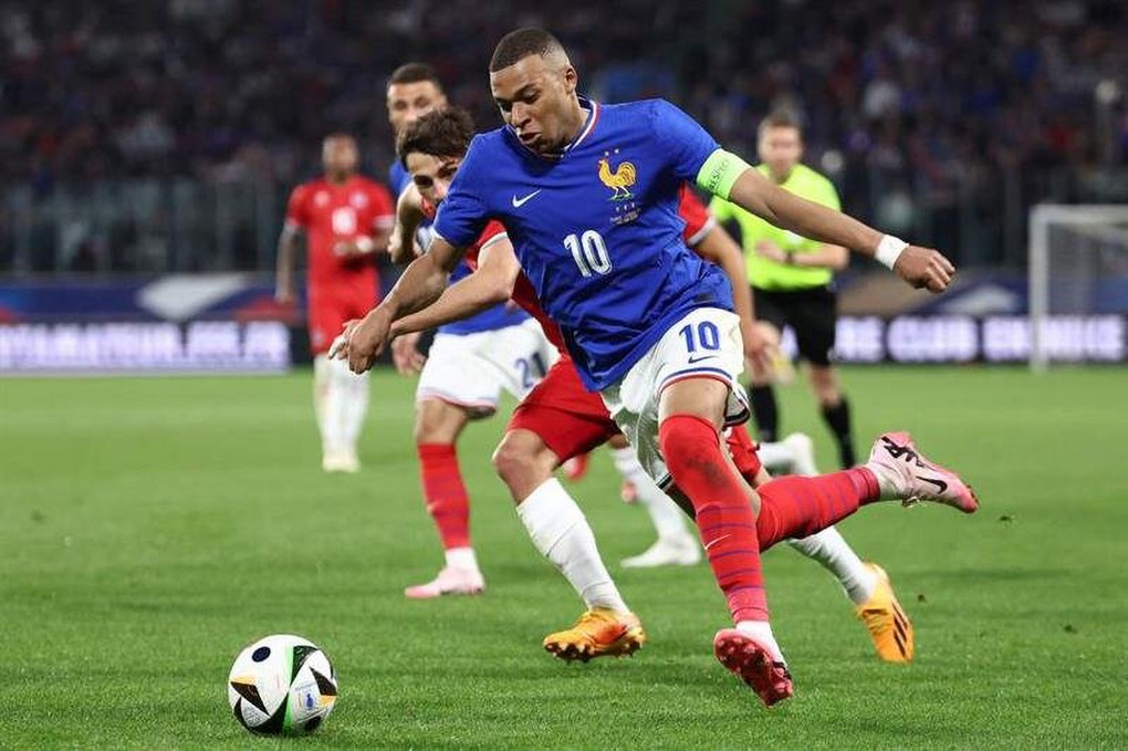 Mbappe mắc c&uacute;m, đội tuyển Ph&aacute;p lo lắng trước Euro 2024 - Ảnh 1