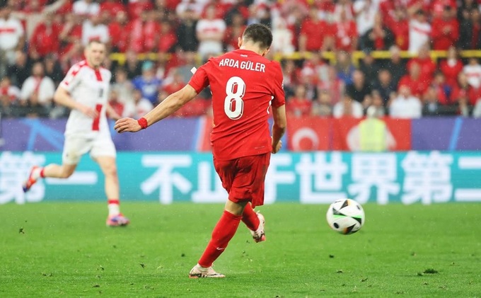 Euro 2024 ph&aacute; vỡ kỷ lục tồn tại 56 năm chỉ trong 11 trận - Ảnh 1