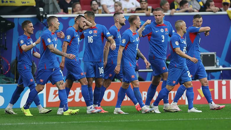 Chuy&ecirc;n gia dự đo&aacute;n Slovakia vs Romania, 23h00 ng&agrave;y 26/6 - Ảnh 1